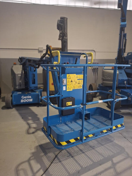 PIATTAFORMA DI LAVORO GENIE Z34N