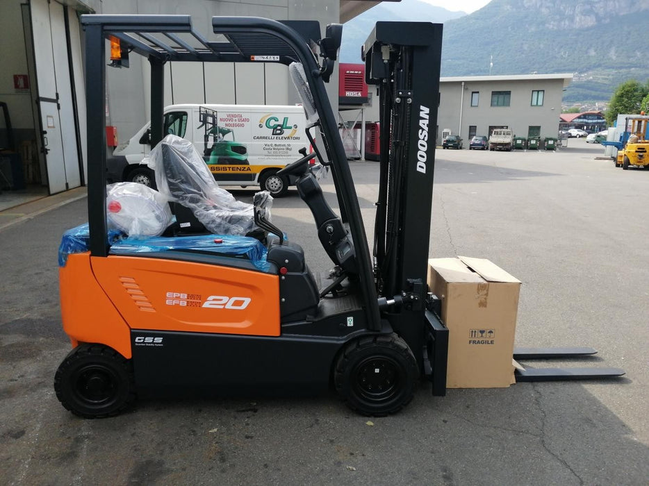 CARRELLO ELEVATORE FRONTALE ELETTRICO NUOVO DOOSAN B20X-7 PLUS