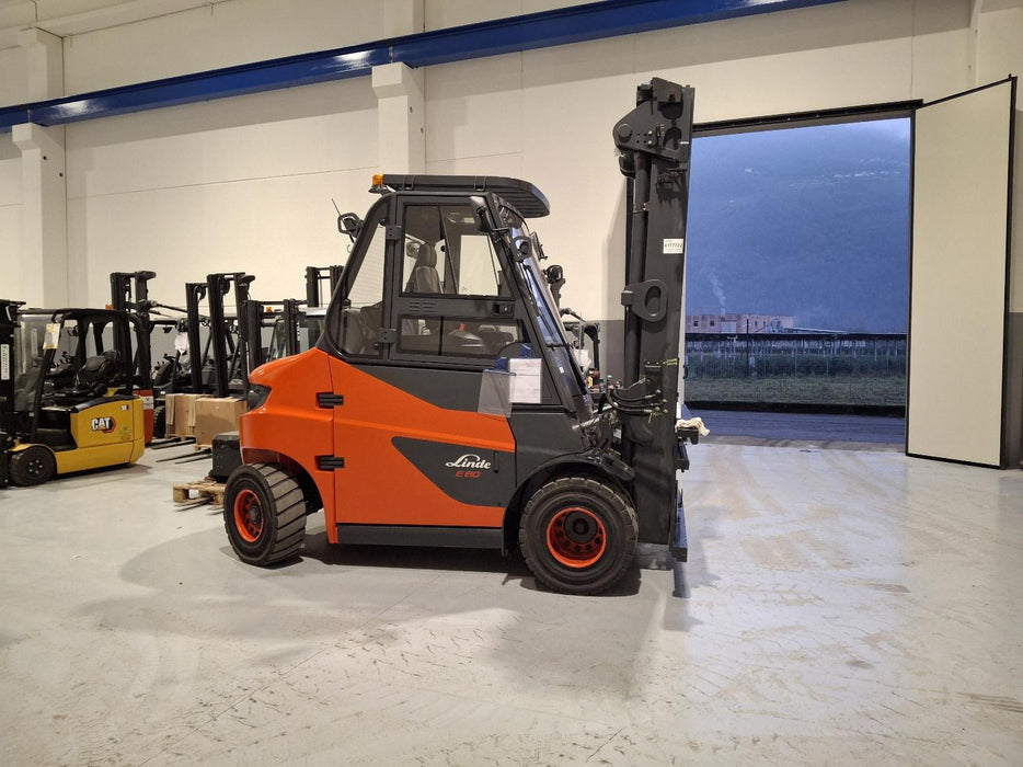 CARRELLO ELEVATORE FRONTALE ELETTRICO USATO LINDE E80-01