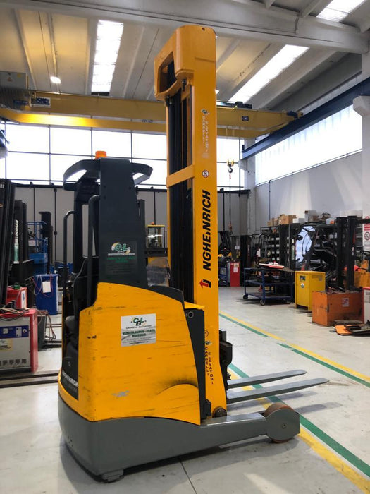 CARRELLO A MONTANTE RETRATTILE ELETTRICO USATO JUNGHEINRICH