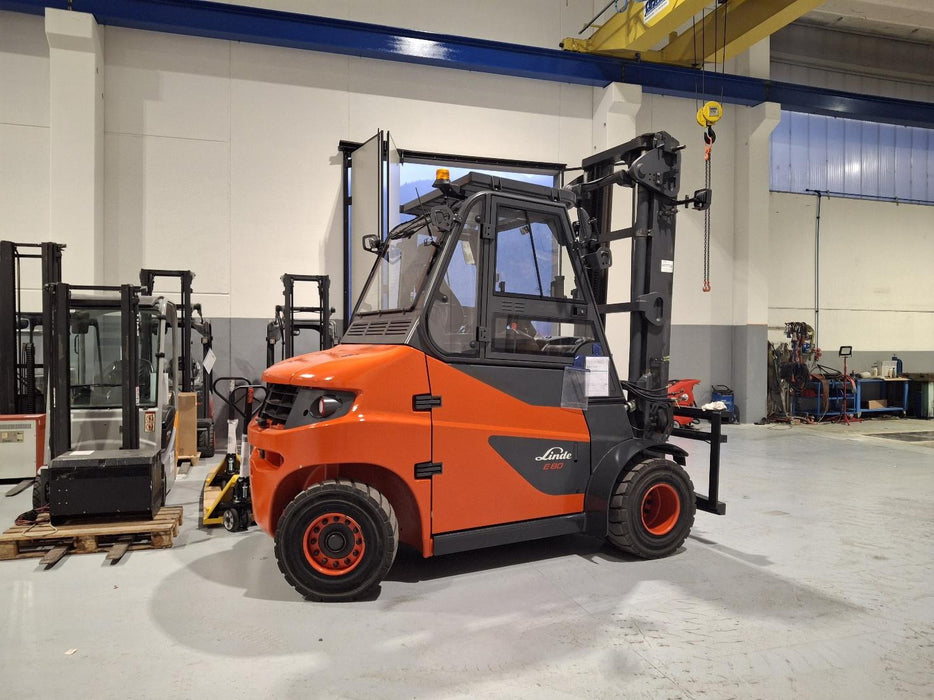 CARRELLO ELEVATORE FRONTALE ELETTRICO USATO LINDE E80-01
