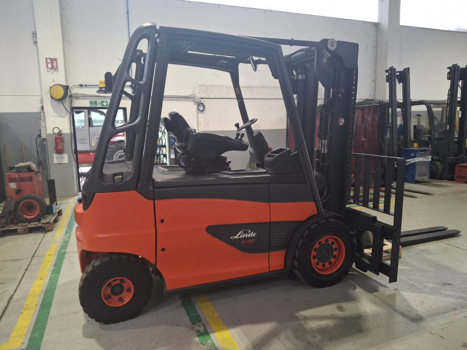 CARRELLO ELEVATORE FRONTALE ELETTRICO USATO LINDE E40H/600-01