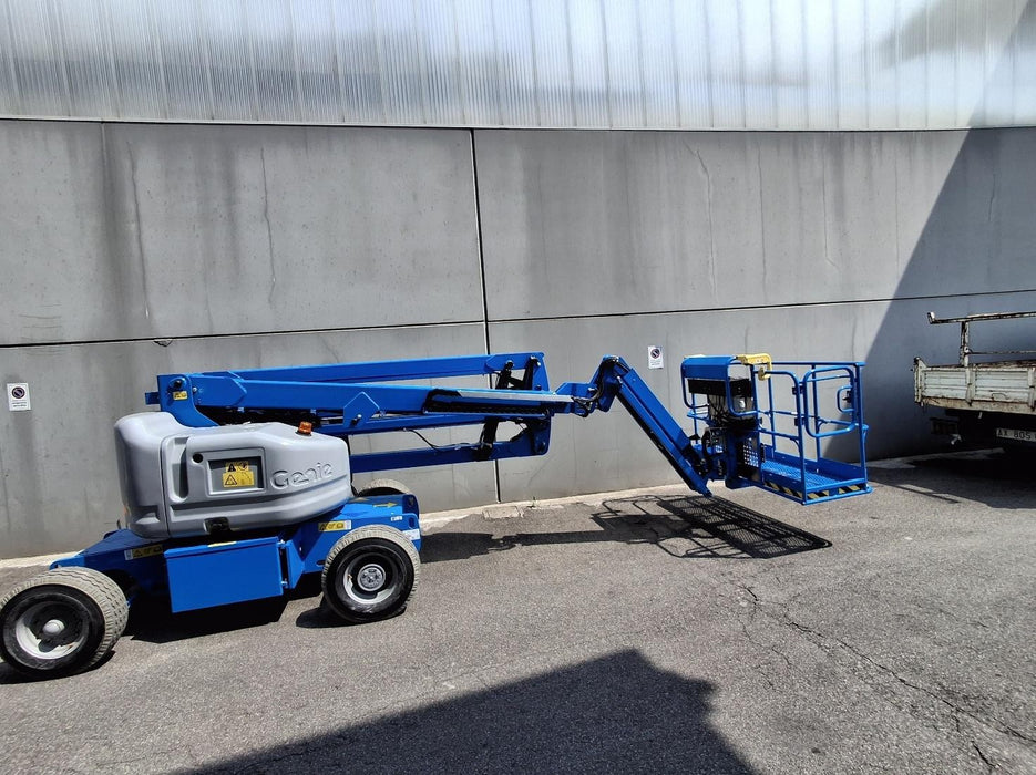 PIATTAFORMA DI LAVORO GENIE Z4525JDC