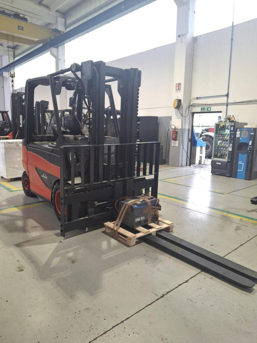 CARRELLO ELEVATORE FRONTALE ELETTRICO USATO LINDE E40H/600-01