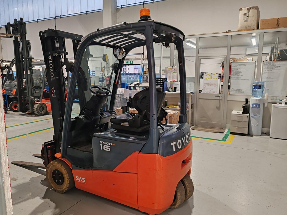 CARRELLO ELEVATORE FRONTALE ELETTRICO USATO TOYOTA 8FBEK16T ANNO 2019