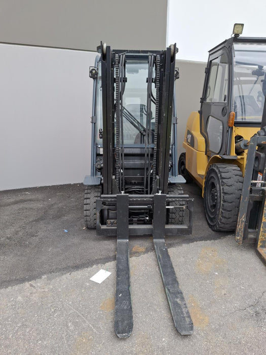 CARRELLO ELEVATORE FRONTALE DIESEL USATO TOYOTA