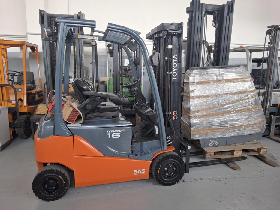 CARRELLO ELEVATORE FRONTALE ELETTRICO USATO TOYOTA 8FBEK16T ANNO 2016