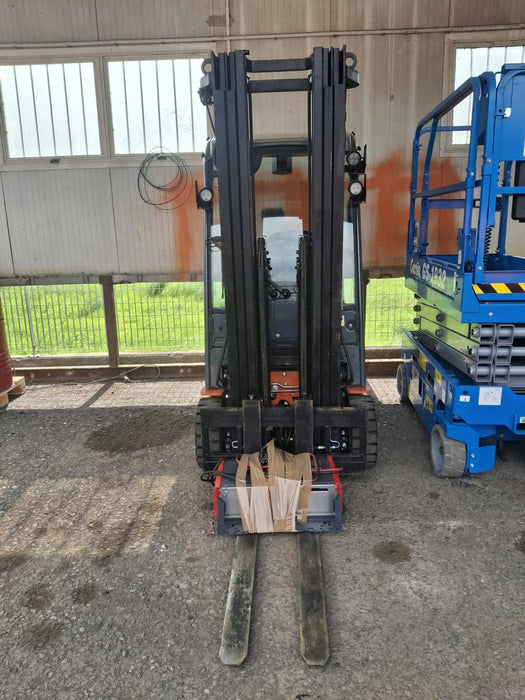 CARRELLO ELEVATORE FRONTALE ELETTRICO USATO TOYOTA 8FBEK18T ANNO 2020