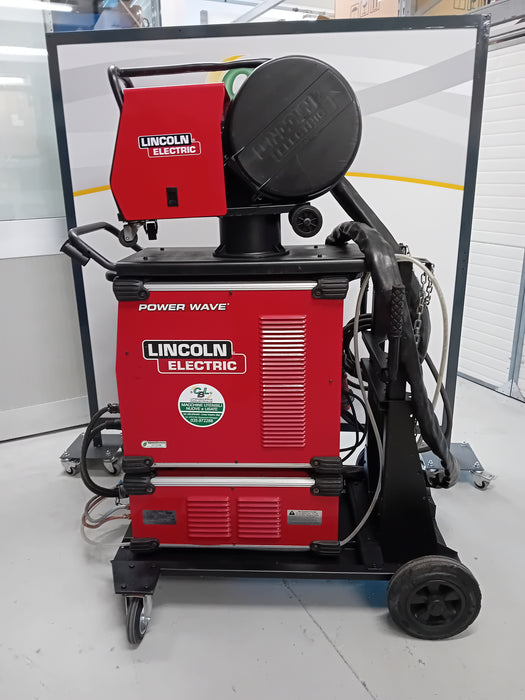SALDATRICE MULTIPROCESSO RAFFREDDATA LINCOLN POWER WAVE 5500CE USATA