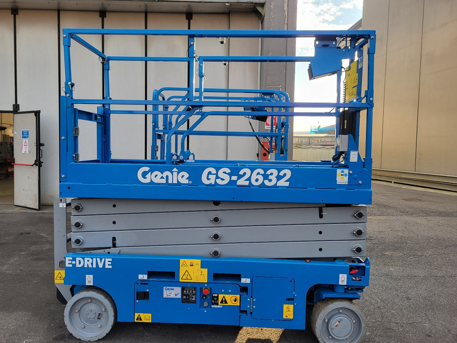 PIATTAFORMA DI LAVORO GENIE GS-2632 SEMINUOVA VENDITA E NOLEGGIO