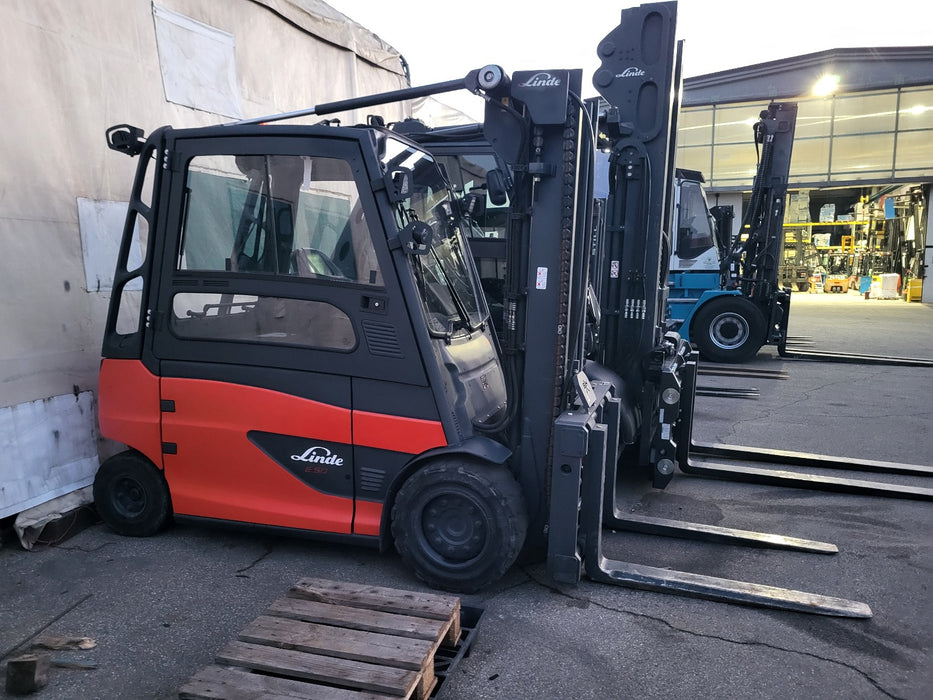 CARRELLO ELEVATORE FRONTALE ELETTRICO USATO LINDE E50HL-01/600