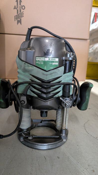 FRESATRICE HITACHI M12V2 USATA