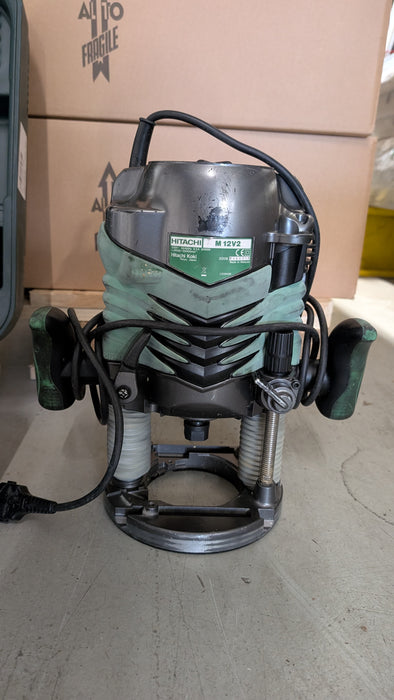 FRESATRICE HITACHI M12V2 USATA