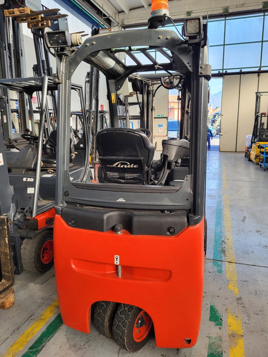 CARRELLO ELEVATORE FRONTALE ELETTRICO LINDE E16H-02 USATO