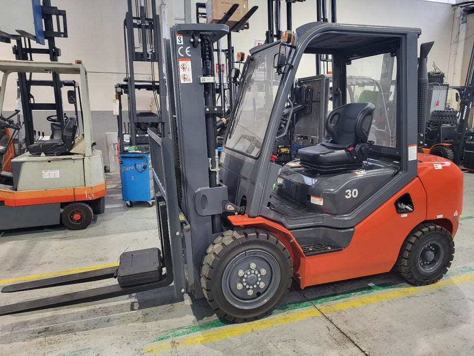 CARRELLO ELEVATORE FRONTALE DIESEL NUOVO NOBLELIFT FD30